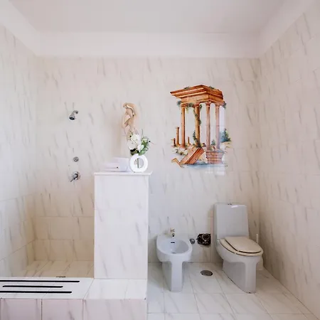 Rosa Ada Appartement *